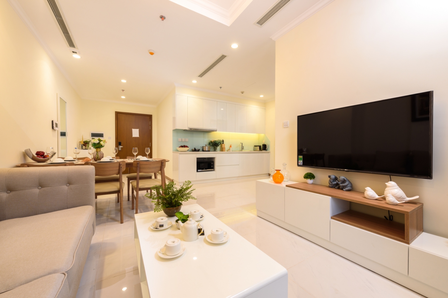 CHO THUÊ CĂN HỘ 2PN TÒA L4-5 FULL NỘI THẤT 5 SAO PHONG CÁCH HIỆN ĐẠI