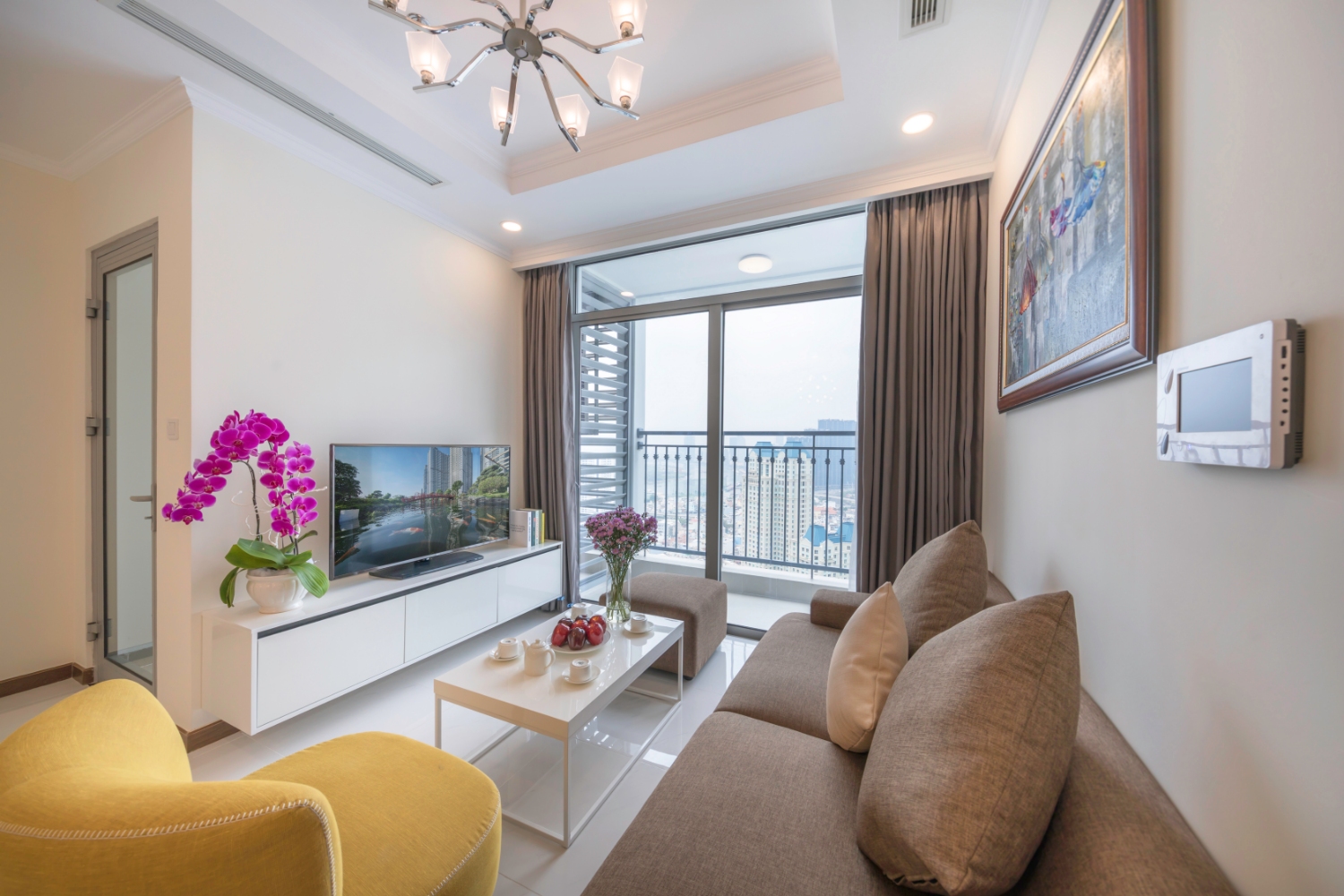 CHO THUÊ CĂN HỘ 2PN FULL TÒA PLUS NỘI THẤT 5 SAO PHONG CÁCH HIỆN ĐẠI