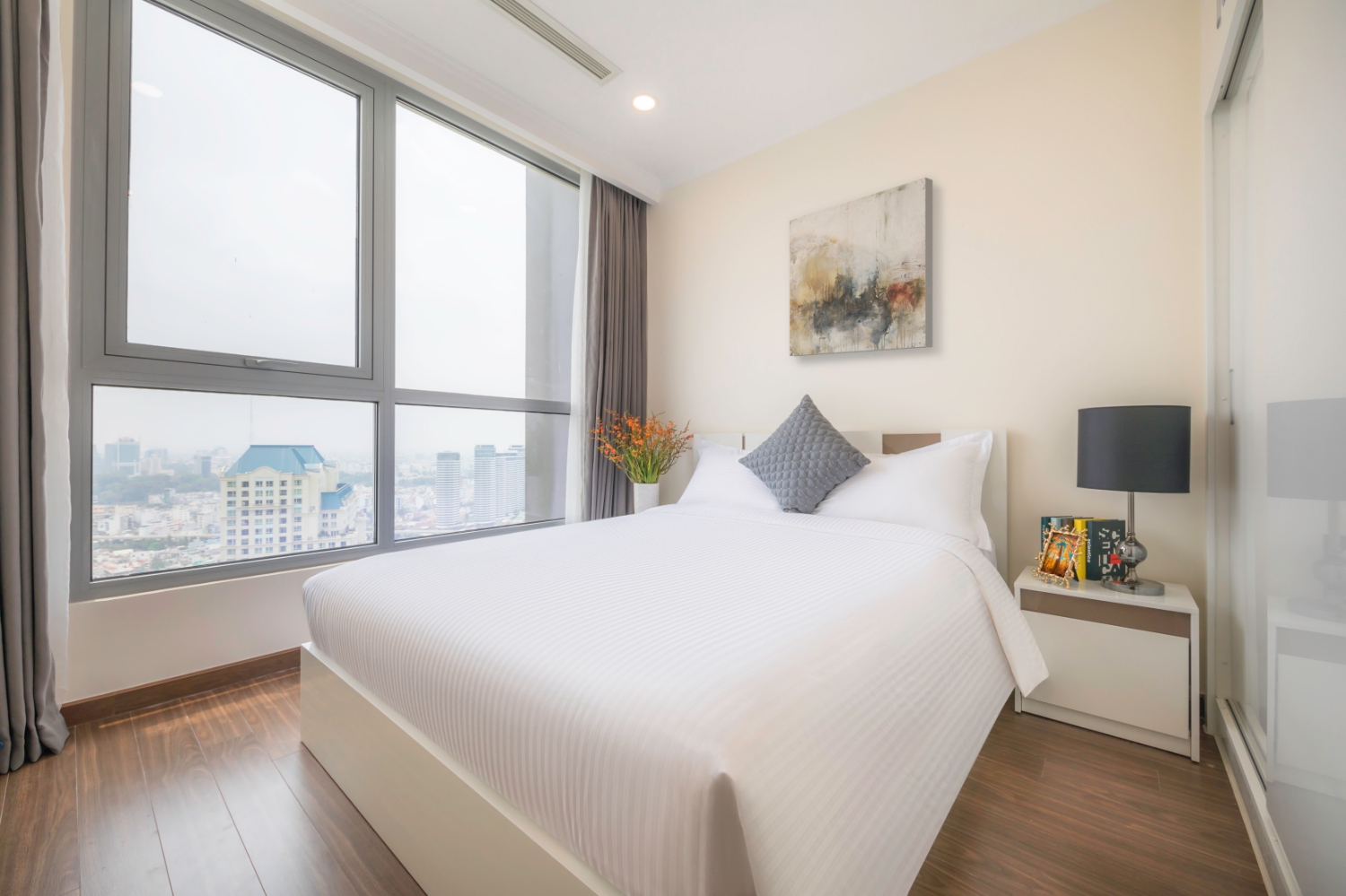 CHO THUÊ CĂN HỘ 2PN FULL TÒA PLUS NỘI THẤT 5 SAO PHONG CÁCH HIỆN ĐẠI