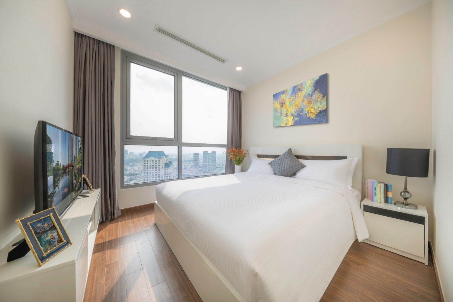 CHO THUÊ CĂN HỘ 2PN FULL TÒA PLUS NỘI THẤT 5 SAO PHONG CÁCH HIỆN ĐẠI