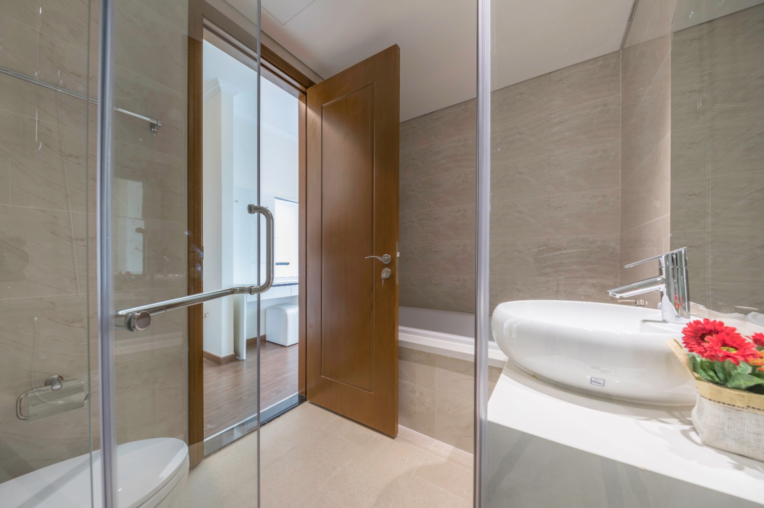 CHO THUÊ CĂN HỘ 2PN FULL TÒA PLUS NỘI THẤT 5 SAO PHONG CÁCH HIỆN ĐẠI