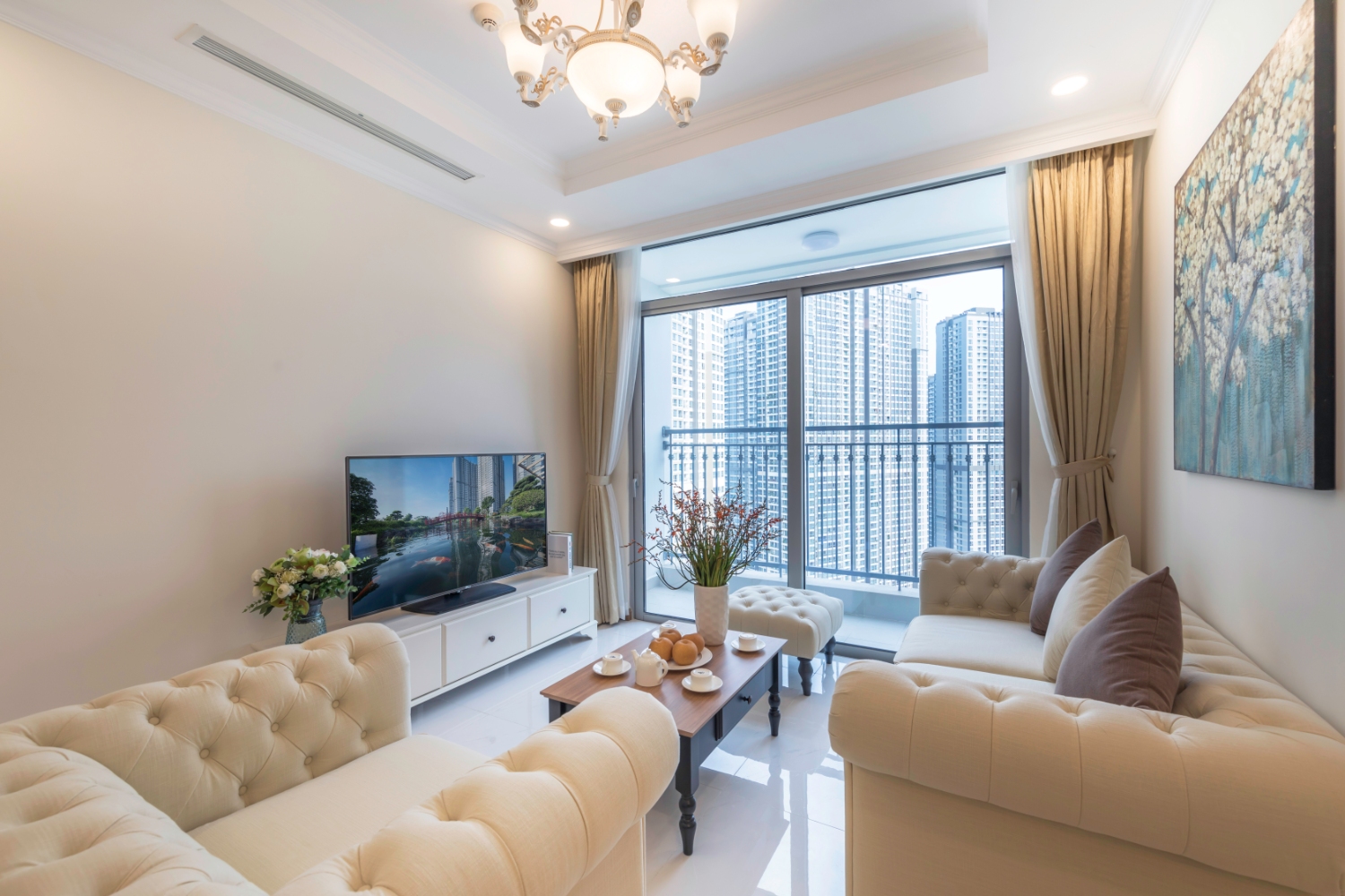CHO THUÊ CĂN HỘ 3 PN TÒA PLUS FULL NỘI THẤT 5 SAO PHONG CÁCH BÁN CỔ ĐIỂN
