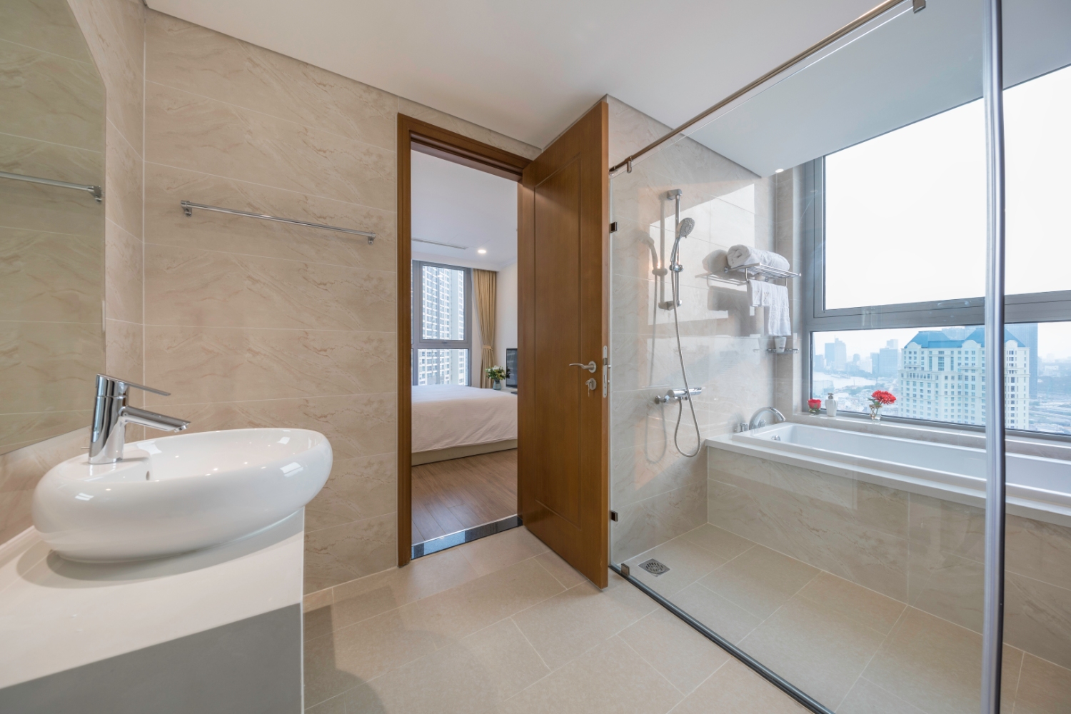 CHO THUÊ CĂN HỘ 3 PN TÒA PLUS FULL NỘI THẤT 5 SAO PHONG CÁCH BÁN CỔ ĐIỂN